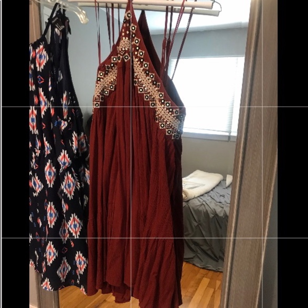 Gorgeous AE dress. Great condition! - Picture 1 of 5